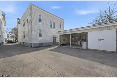 265 N 17th St #2L, Bloomfield, NJ 07003 - Photo 9