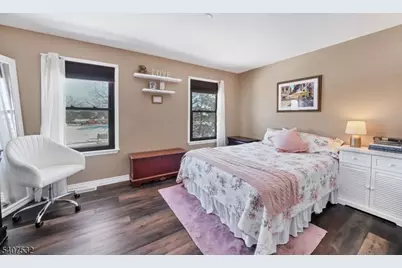 269 Spruce Ct, Raritan Township, NJ 08822 - Photo 11