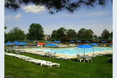 269 Spruce Ct, Raritan Township, NJ 08822 - Photo 23