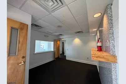 481 Memorial Pkwy, Phillipsburg, NJ 08865 - Photo 21