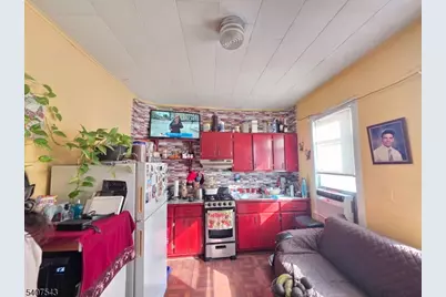 15 E Price St, Linden, NJ 07036 - Photo 15