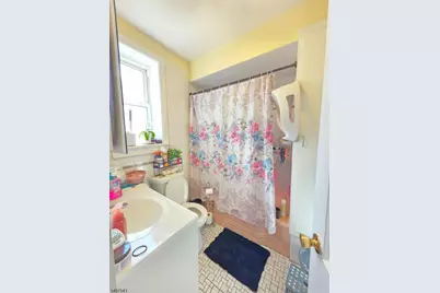 15 E Price St, Linden, NJ 07036 - Photo 29