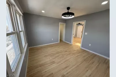 166 Rutherford Pl, North Arlington, NJ 07031 - Photo 5