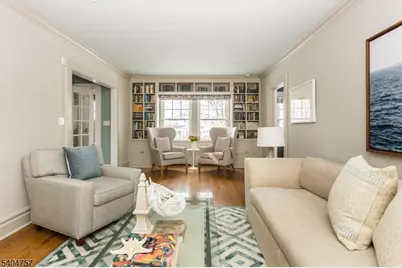 256 Forest Ave, Glen Ridge, NJ 07028 - Photo 9