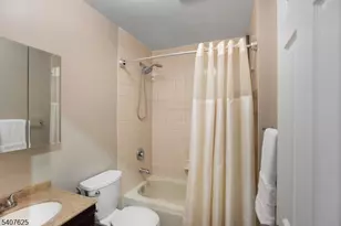 1706 Madaline Dr, Woodbridge Township, NJ 07001 - Photo 13