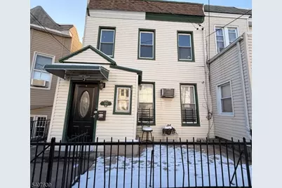 1011 Paterson Plank Rd #2, North Bergen, NJ 07047 - Photo 11