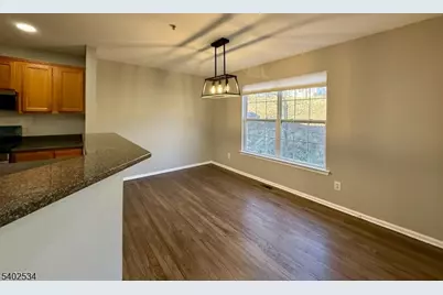 1030 Shadowlawn Dr, Green Brook Township, NJ 08812 - Photo 9