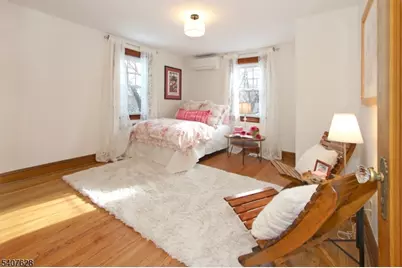 371 Essex Ave, Bloomfield, NJ 07003 - Photo 31