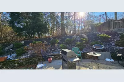 49 Fayson Lake Rd, Kinnelon, NJ 07405 - Photo 11