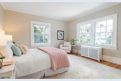 25 Melrose Pl, Montclair, NJ 07042 - Photo 27