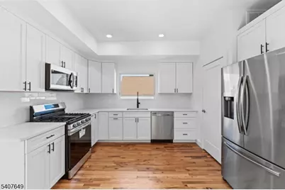 246 Cortlandt St #1, Belleville, NJ 07109 - Photo 1