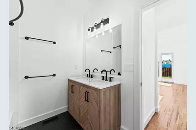 246 Cortlandt St #2, Belleville, NJ 07109 - Photo 11