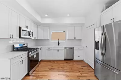 246 Cortlandt St #2, Belleville, NJ 07109 - Photo 1