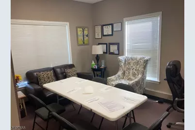 35 Clyde Rd, Franklin Township, NJ 08873 - Photo 5