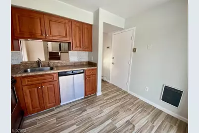 748 Upperway, Wharton, NJ 07885 - Photo 5