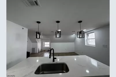 696 Dr Martin Luther King J, Newark, NJ 07102 - Photo 5