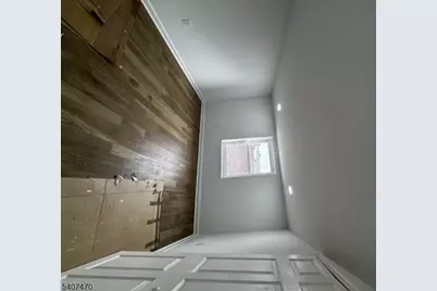 696 Dr Martin Luther King J, Newark, NJ 07102 - Photo 7