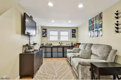 155 Netherwood Ave, North Plainfield, NJ 07062 - Photo 25