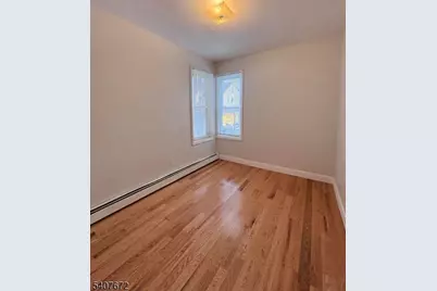 509 E 26th St, Paterson, NJ 07514 - Photo 5