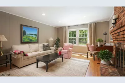 25 Angus Ln, Warren Township, NJ 07059 - Photo 11