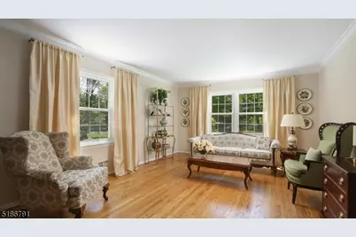 25 Angus Ln, Warren Township, NJ 07059 - Photo 9