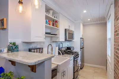 378 Claremont Ave #10, Montclair, NJ 07042 - Photo 3