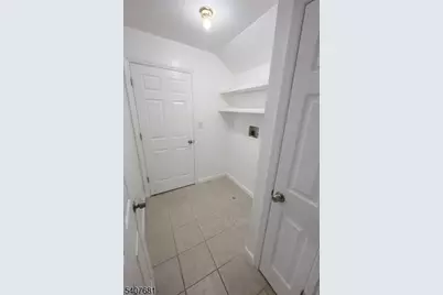 28 Branford St, Newark, NJ 07114 - Photo 11