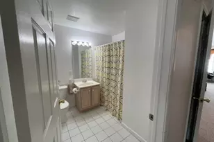 35 Chanda Ct, Clifton, NJ 07012 - Photo 9