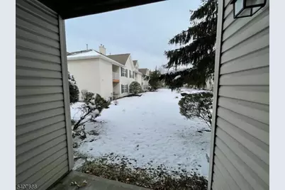 35 Chanda Ct, Clifton, NJ 07012 - Photo 13