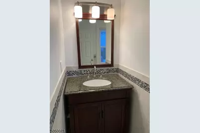 15 Washburn Pl, 2nd Floor, Caldwell, NJ 07006 - Photo 17