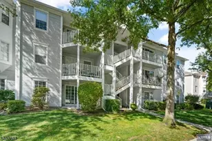 181 Linden St, Mahwah, NJ 07430 - Photo 1