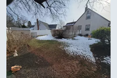 229 East Ln, Clark Township, NJ 07066 - Photo 21