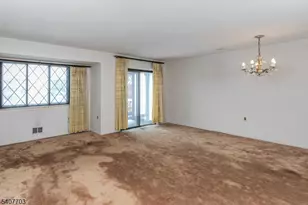 136 Wildflower Ln, Hillsborough Township, NJ 08844 - Photo 5