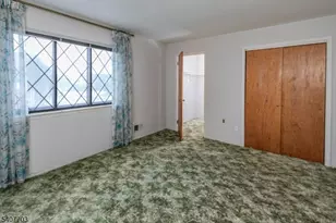 136 Wildflower Ln, Hillsborough Township, NJ 08844 - Photo 9