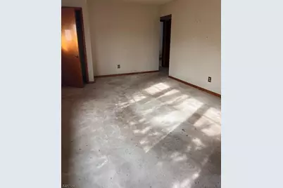 121 Woodbridge Ave, Woodbridge Township, NJ 07077 - Photo 9