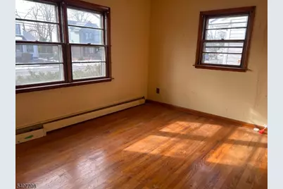 121 Woodbridge Ave, Woodbridge Township, NJ 07077 - Photo 15