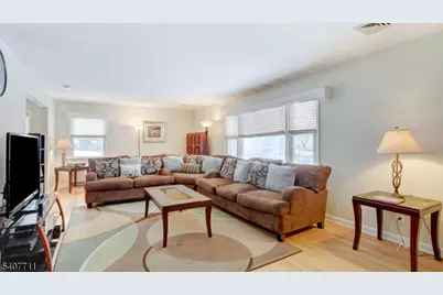 25 Woodland Ave, West Orange Township, NJ 07052 - Photo 3