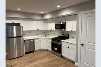 100 Charlton #2, Lodi, NJ 07644 - Photo 19