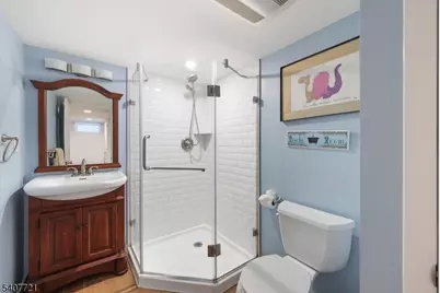 409 S Union Ave, Cranford Township, NJ 07016 - Photo 23