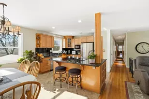 46 Arthur Rd, Hillsborough Township, NJ 08844 - Photo 9