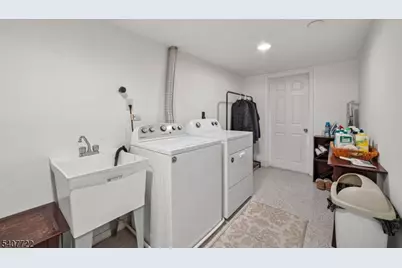 49 New York Ave, Jefferson Township, NJ 07849 - Photo 21