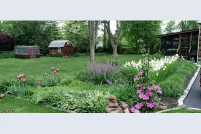 3 Maple Ct, East Hanover Township, NJ 07936 - Photo 25