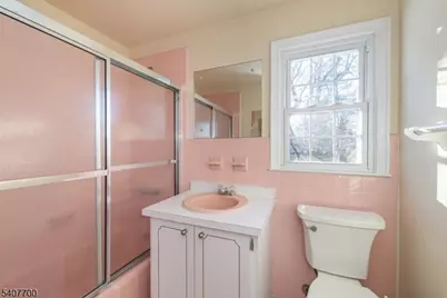 3 Maple Ct, East Hanover Township, NJ 07936 - Photo 21