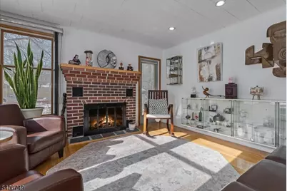 35 Brendona Ave, Hopatcong, NJ 07874 - Photo 5