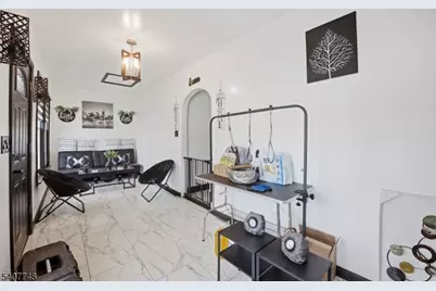 34 Koolidge Ct, Franklin Township, NJ 08873 - Photo 3