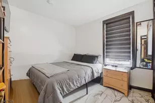 34 Koolidge Ct, Franklin Township, NJ 08873 - Photo 9