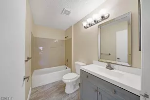 197 Rachel Ct, Franklin Township, NJ 08823 - Photo 13