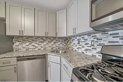 197 Rachel Ct, Franklin Township, NJ 08823 - Photo 7