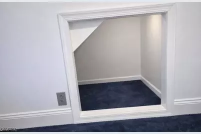 95 Cedar Hill Ave, Belleville, NJ 07109 - Photo 3