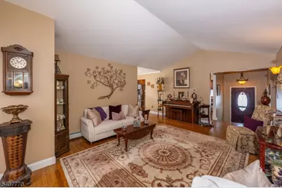 3 Birchwood Dr, Vernon Twp., NJ 07460 - Photo 13